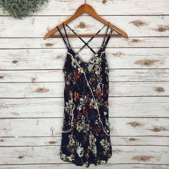 Xhilaration Pants - FLORAL ROMPER SIZE MEDIUM